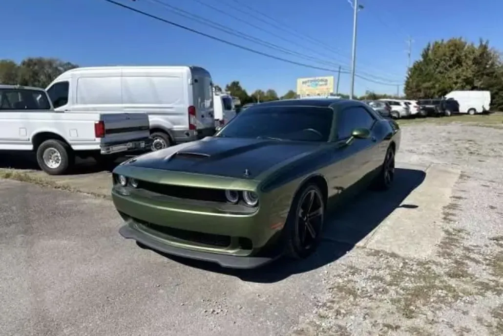 2018 Dodge Challenger R/T Plus photo 1