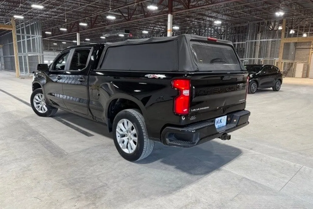 2021 Chevrolet Silverado 1500 Custom photo 1