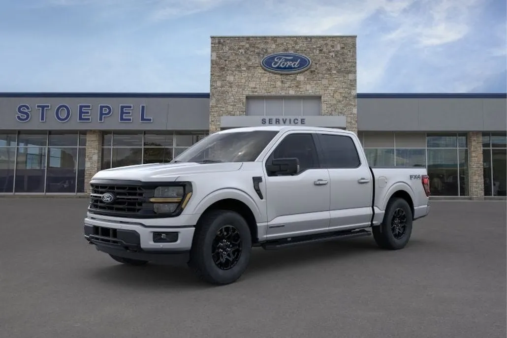 2025 Ford F-150 XLT photo 1