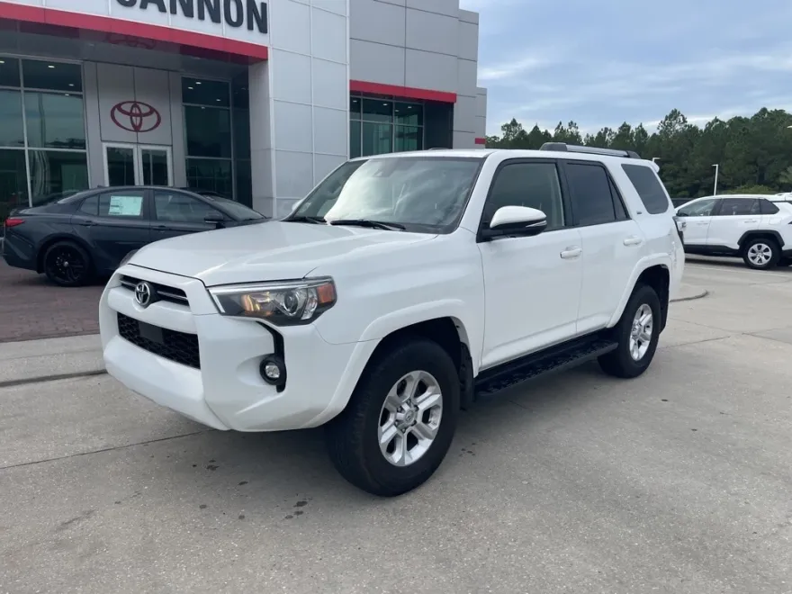 2024 Toyota 4Runner SR5 Premium photo 1