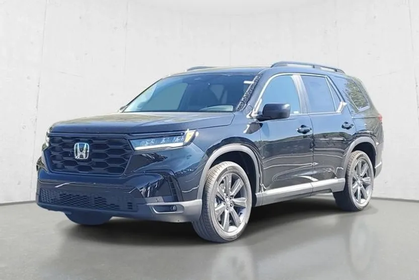 2025 Honda Pilot Sport photo 1