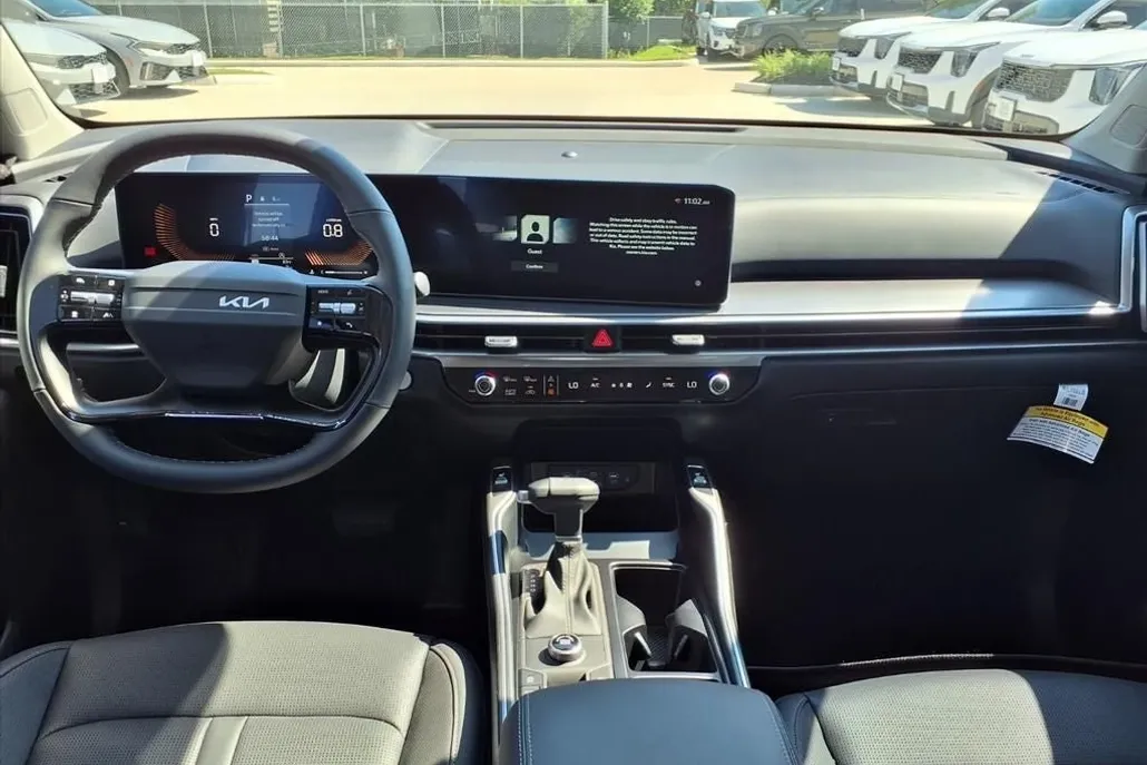 2026 Kia Sorento S photo 1