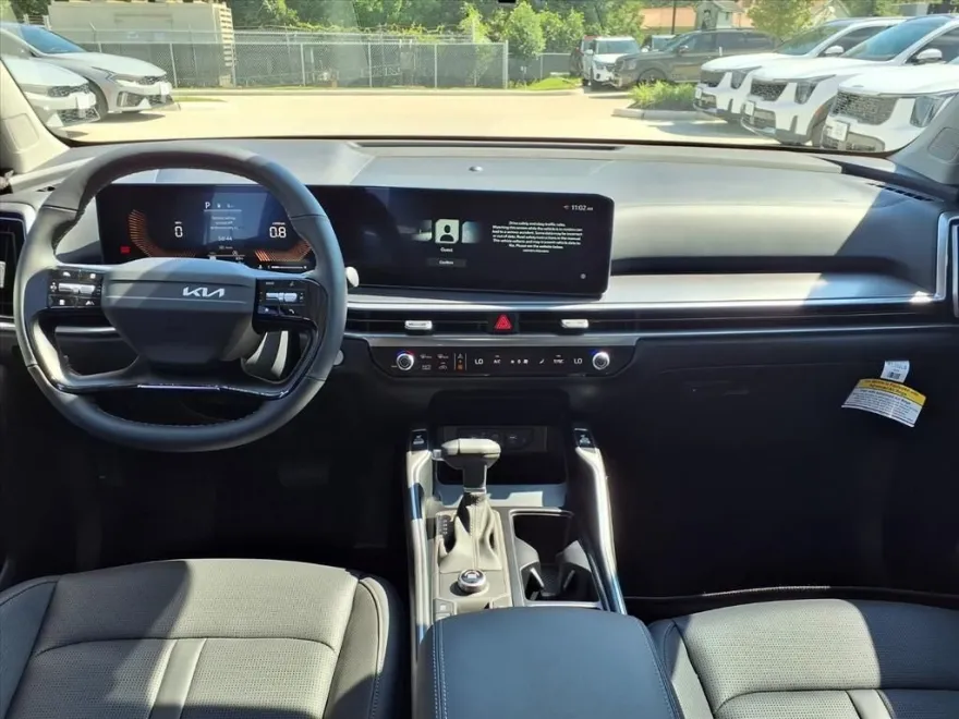 2026 Kia Sorento S photo 1