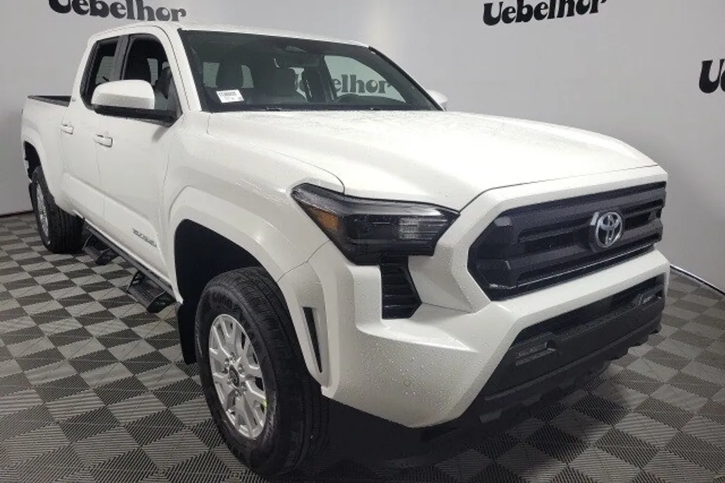 2025 Toyota Tacoma SR5 4x4 Double Cab Long Bed photo 1
