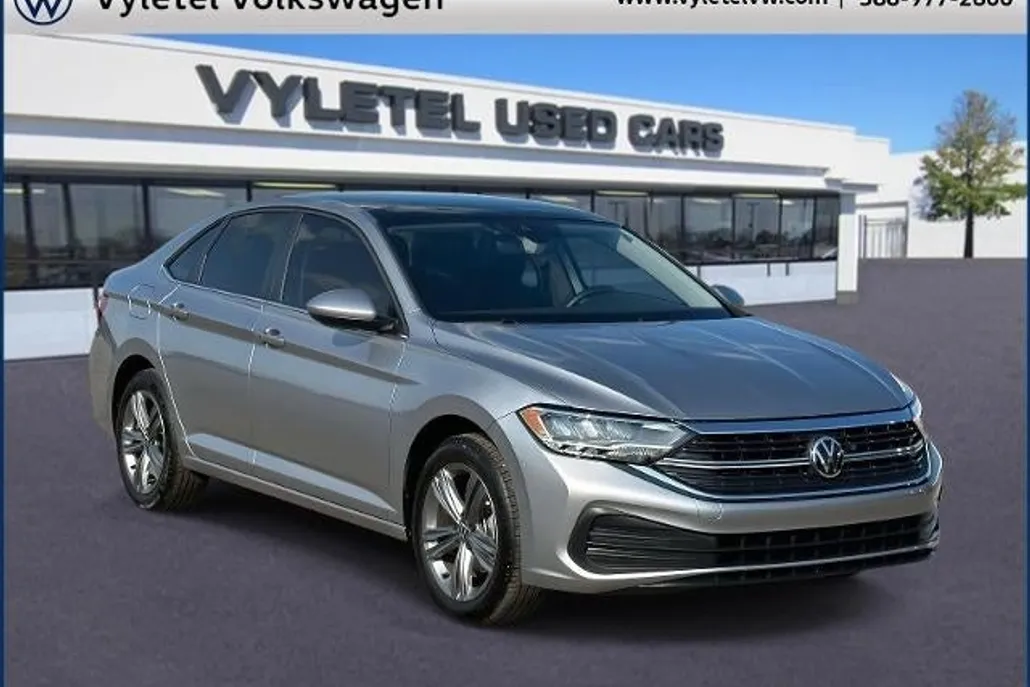 2024 Volkswagen Jetta SE photo 1