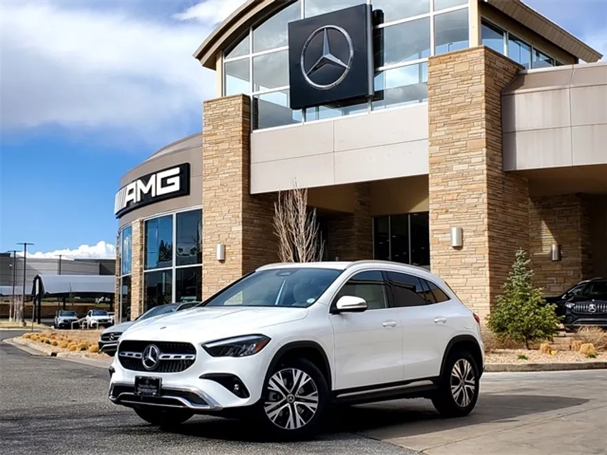 2025 Mercedes Benz GLA 250 4MATIC photo 1