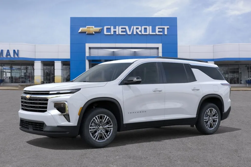 2025 Chevrolet Traverse 2LT photo 1