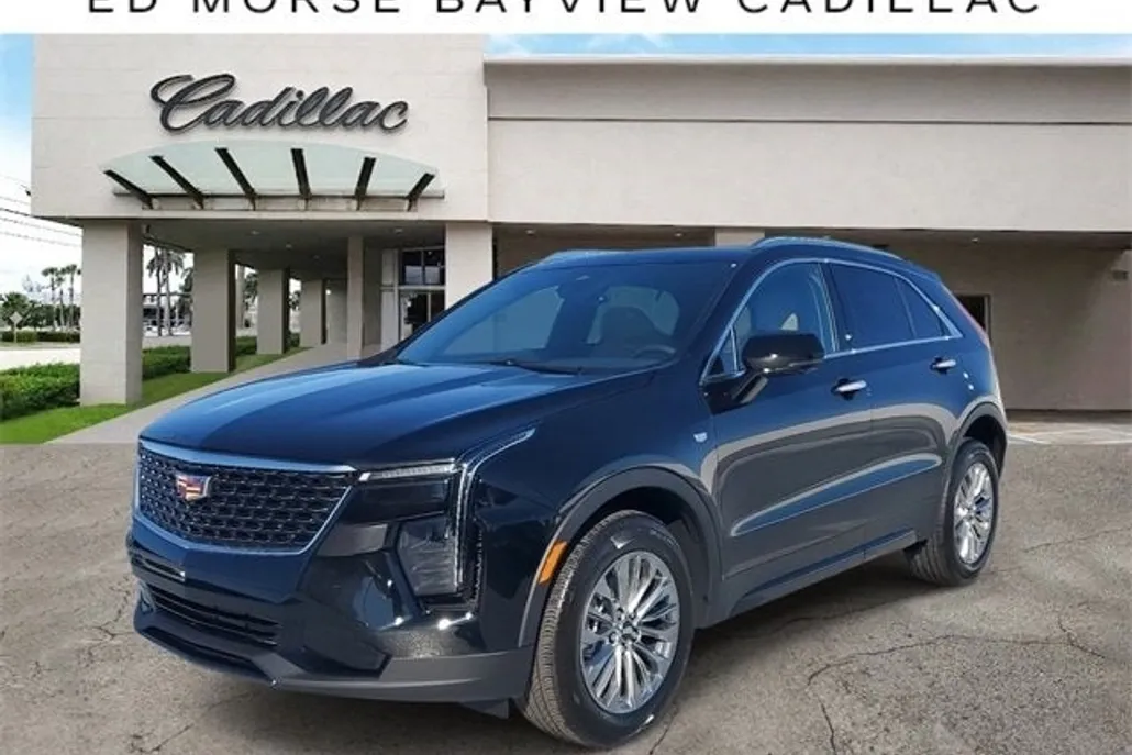2025 Cadillac XT4 Premium Luxury photo 1