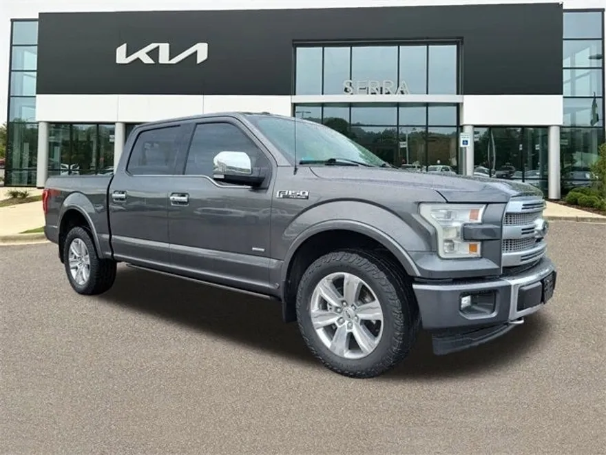 2017 Ford F-150 Platinum photo 1