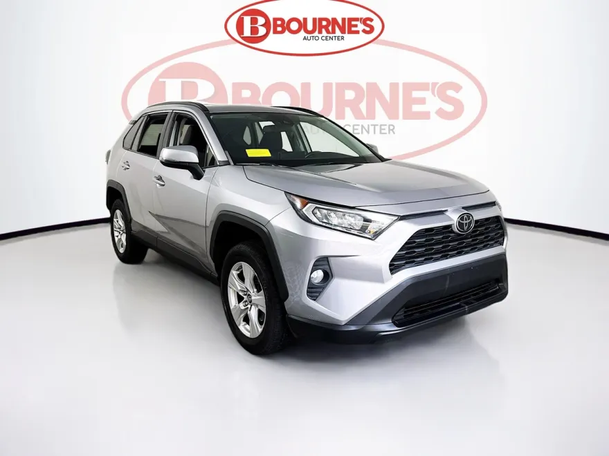 2019 Toyota RAV4 XLE photo 1