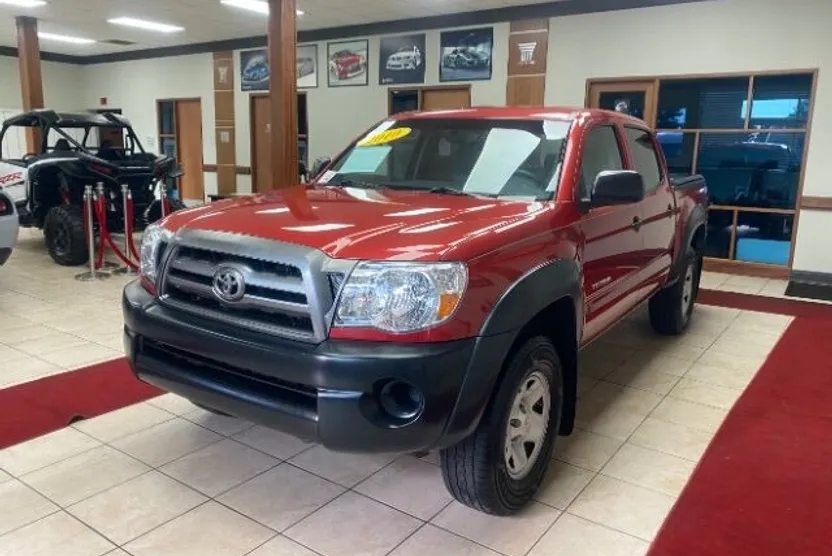 2010 Toyota Tacoma Base V6 photo 1