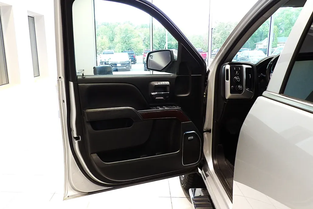 2018 Gmc Sierra 1500 SLT photo 1