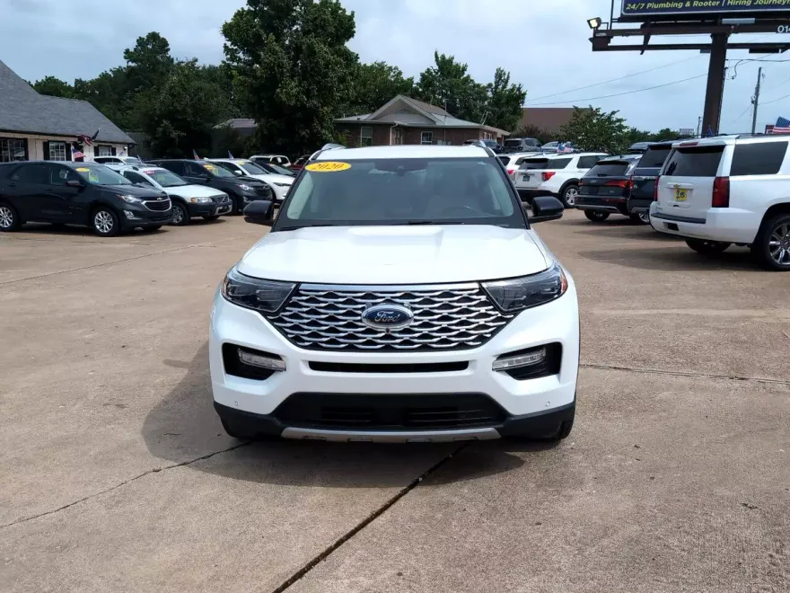 2020 Ford Explorer Platinum photo 1