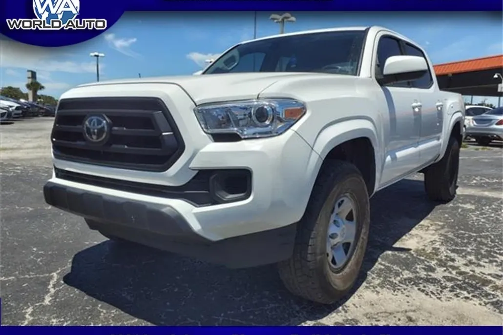 2021 Toyota Tacoma SR5 photo 1
