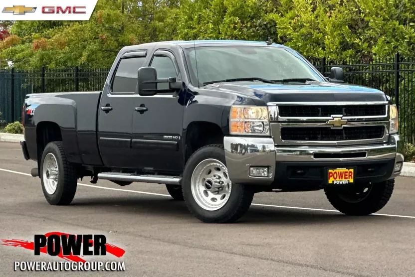 2008 Chevrolet Silverado 2500HD LTZ photo 1