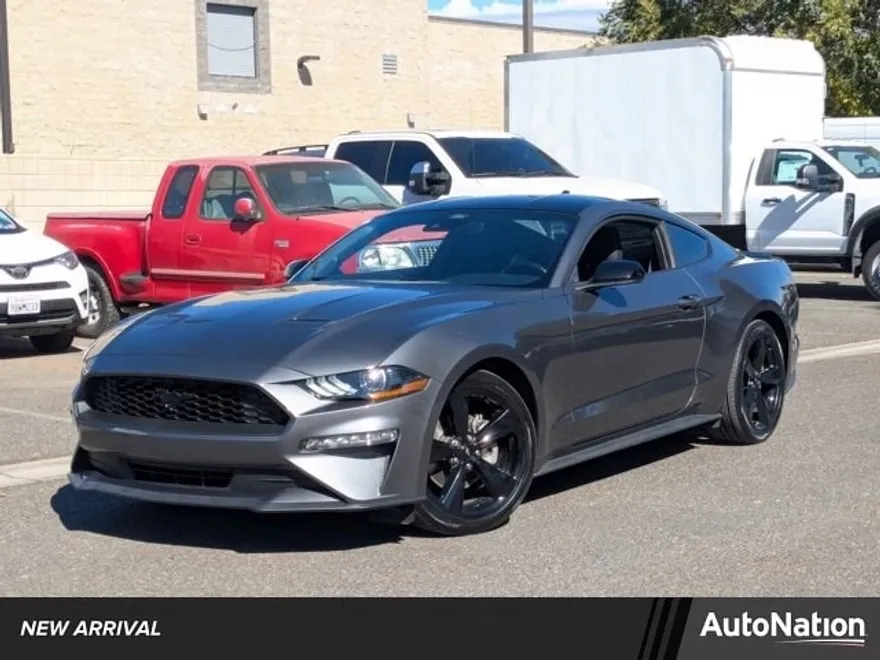 2023 Ford Mustang EcoBoost photo 1