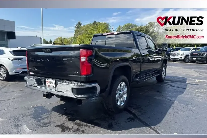 2021 Chevrolet Silverado 2500HD LTZ photo 1