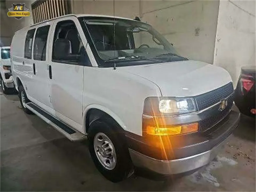 2023 Chevrolet Express 2500 Cargo photo 1