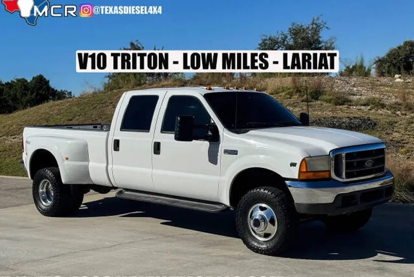 1999 Ford F-350 Lariat photo 1