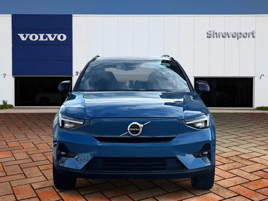 2024 Volvo XC40 Recharge Plus photo 1