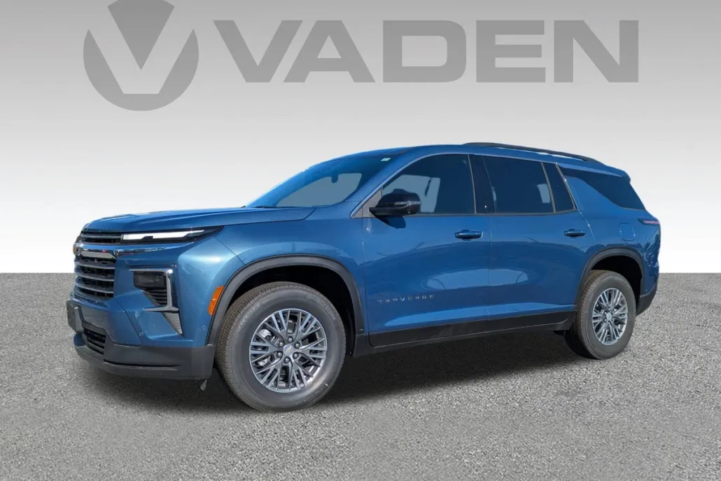 2025 Chevrolet Traverse photo 1