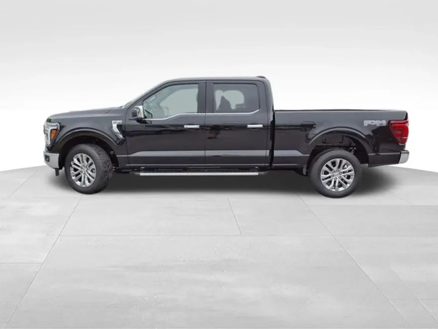 2025 Ford F-150 Lariat photo 1