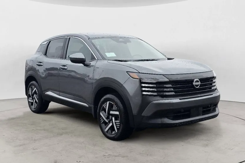 2025 Nissan Kicks SV photo 1