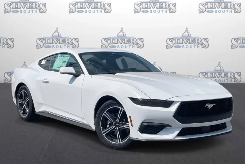2025 Ford Mustang EcoBoost photo 1