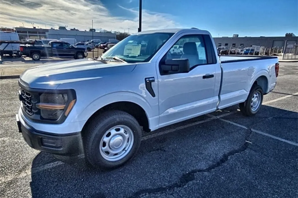 2025 Ford F-150 XL photo 1