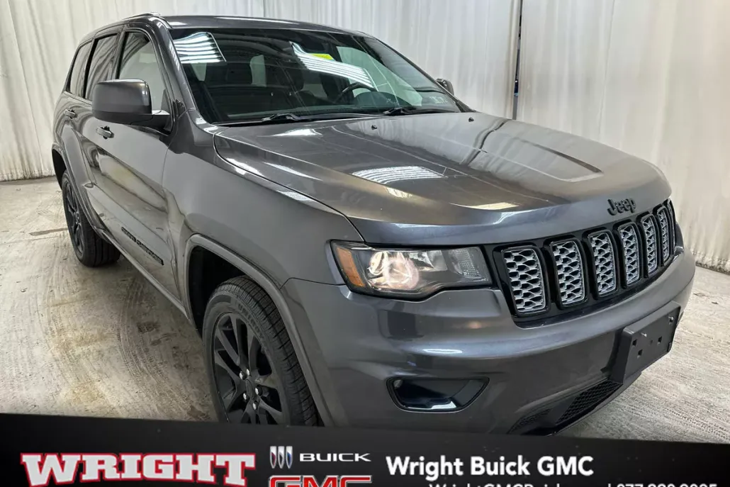 2020 Jeep Grand Cherokee Altitude photo 1