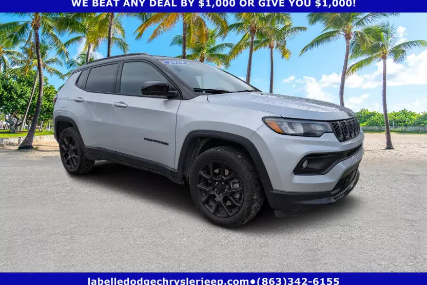 2024 Jeep Compass Latitude photo 1