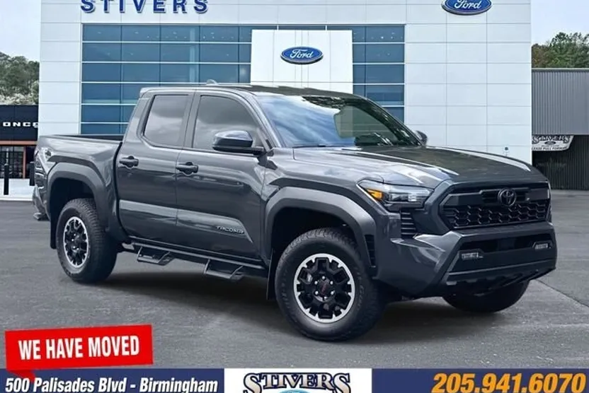 2025 Toyota Tacoma Limited photo 1