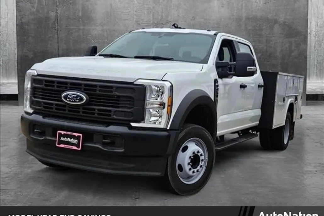 2024 Ford F-450 XL photo 1