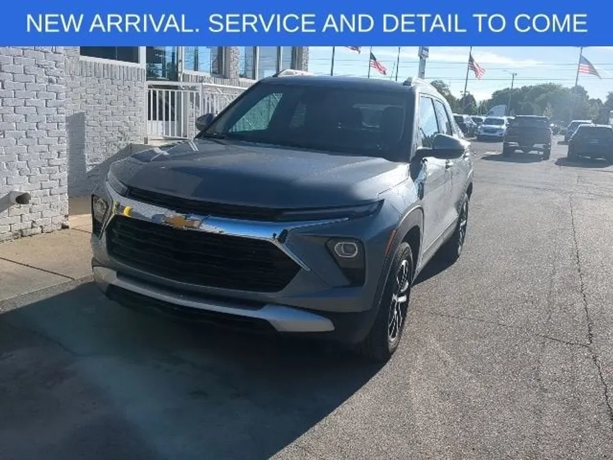 2024 Chevrolet Trailblazer LT photo 1