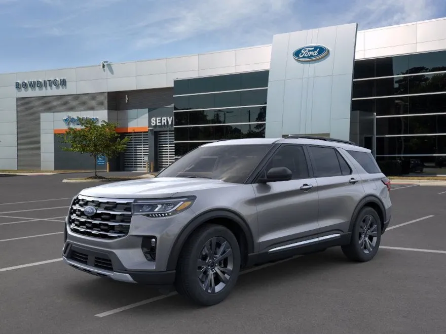 2025 Ford Explorer photo 1