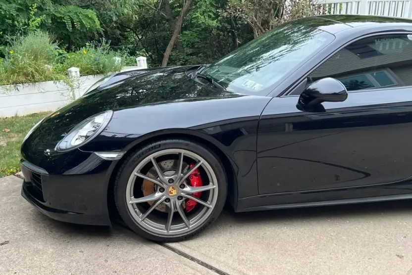 2017 Porsche 911 4S photo 1