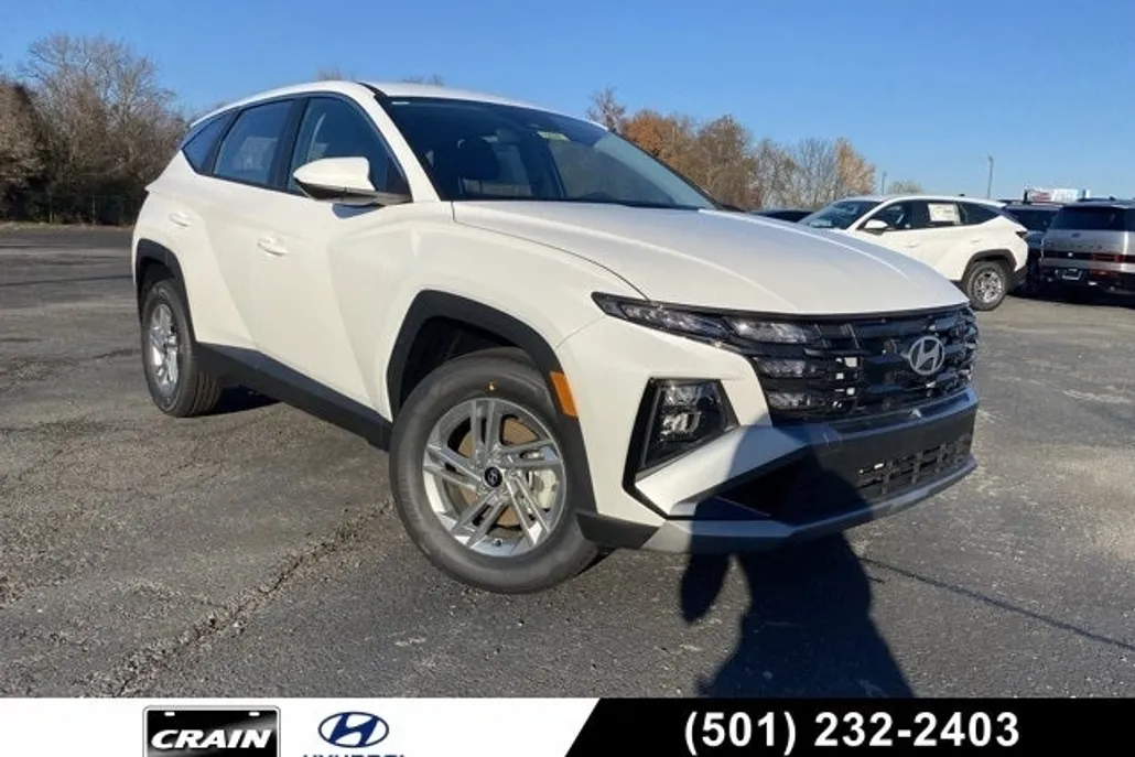 2025 Hyundai Tucson SE photo 1