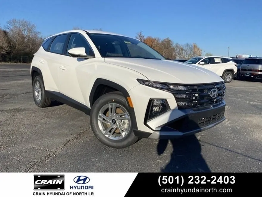 2025 Hyundai Tucson SE photo 1