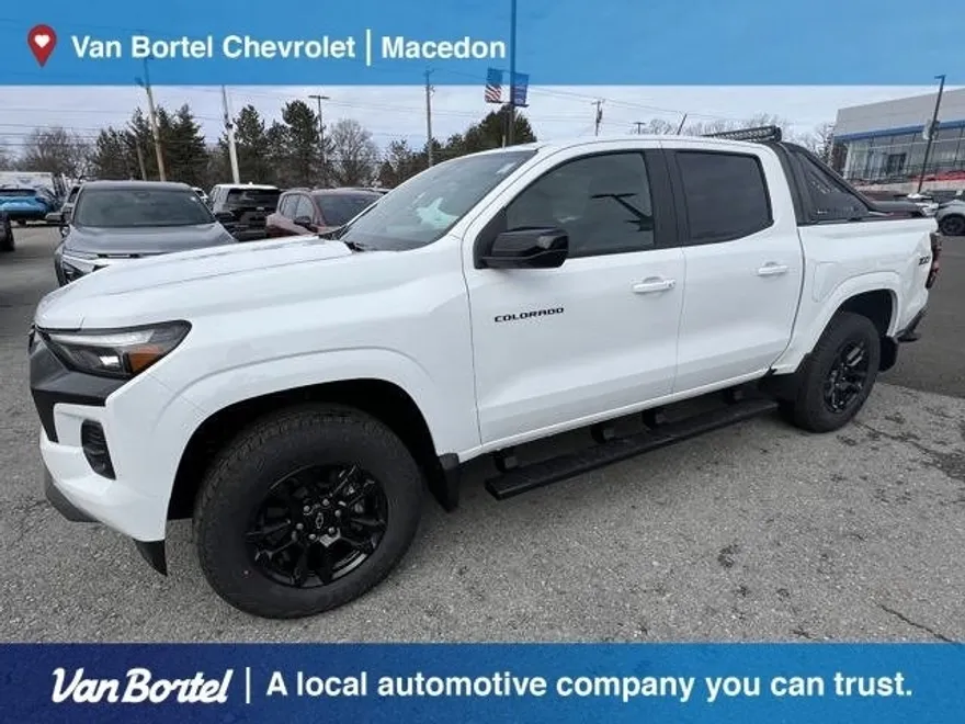 2025 Chevrolet Colorado Z71 photo 1
