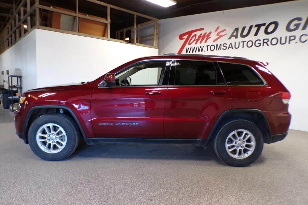 2020 Jeep Grand Cherokee Laredo E photo 1