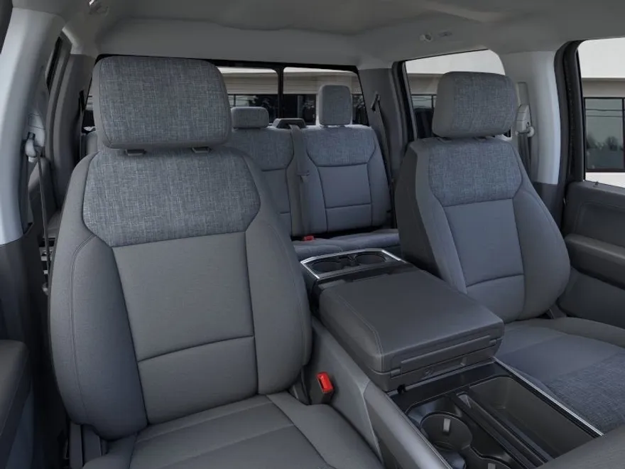 2025 Ford F-150 XLT photo 9
