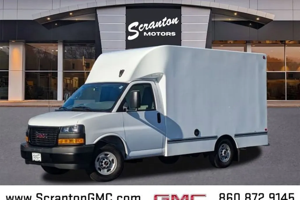 2024 Gmc Savana 3500 Cutaway photo 1