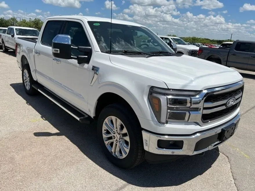 2025 Ford F-150 Lariat photo 1
