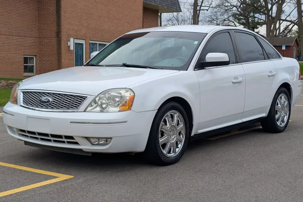 2007 Ford Five Hundred SEL photo 1