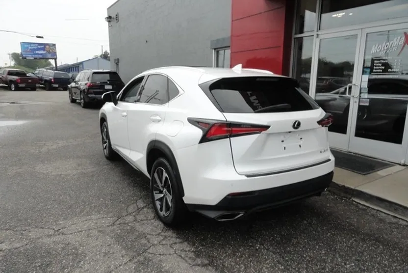 2018 Lexus NX 300 AWD photo 1