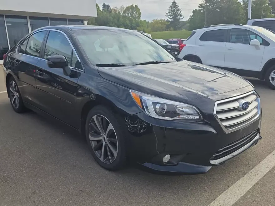 2017 Subaru Legacy Limited photo 1