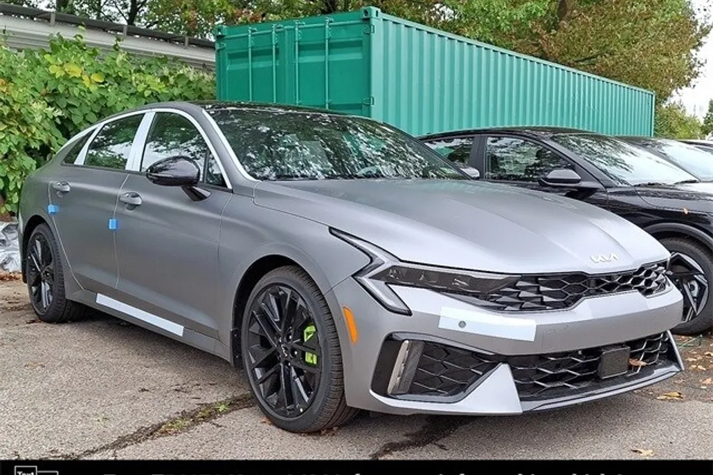 2026 Kia K5 GT photo 1