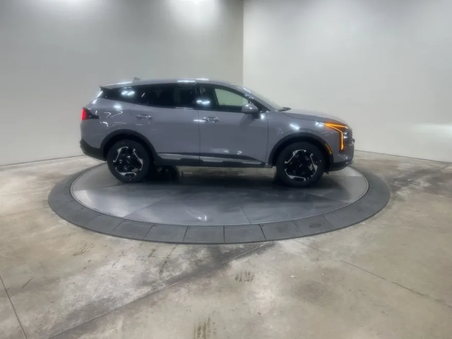 2026 Kia Sportage Hybrid photo 1