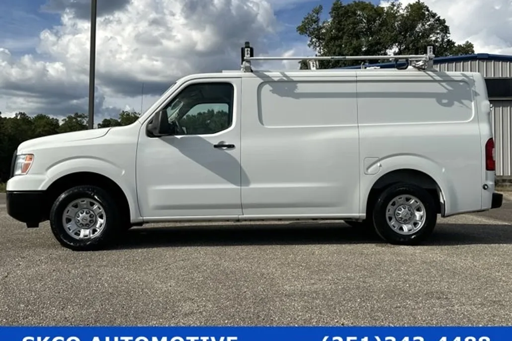 2017 Nissan NV1500 photo 1