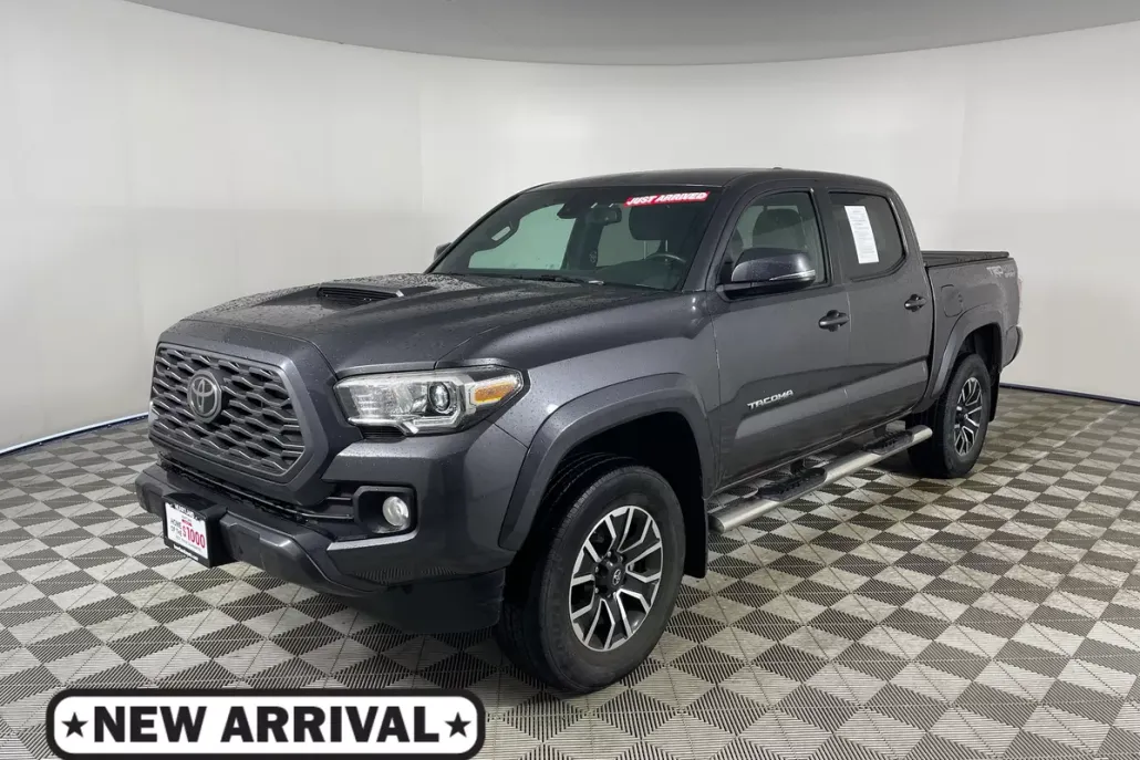 2020 Toyota Tacoma TRD Sport photo 1